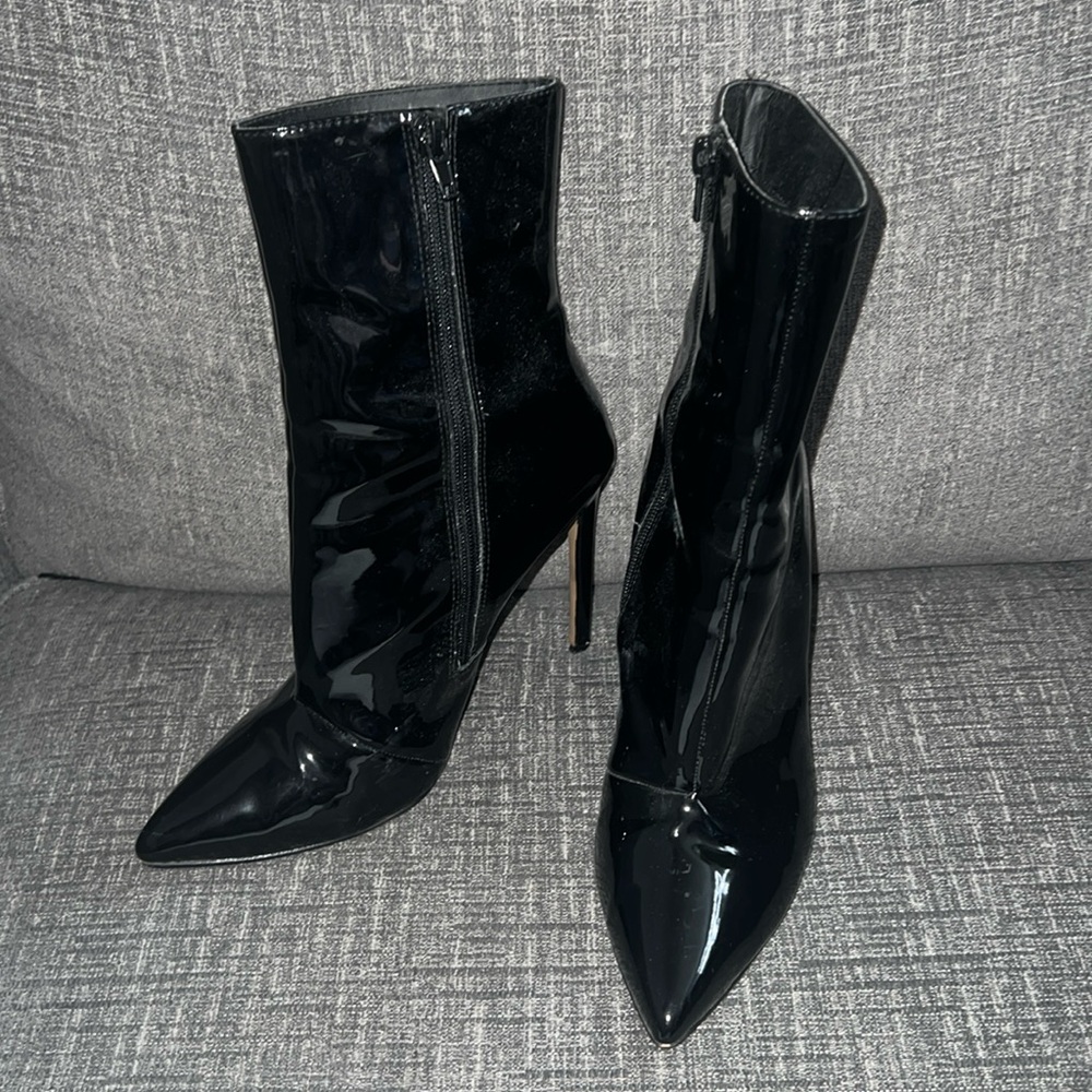 Black Steve Madden Heel (Booties)